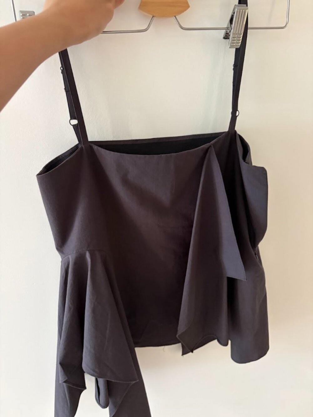 Low classic camisole top